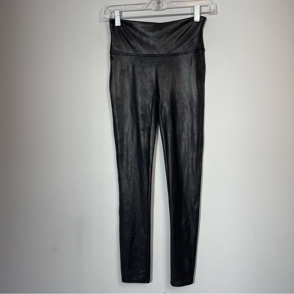 SPANX READY TO WOW FAUX LEATHER BLACK LEGGINGS 2437 SEXY PANTS SIZE S PETITE P - Picture 3 of 14